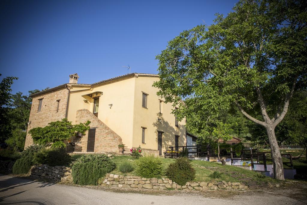 Il Casale Di Aurora Country House Colmurano Exterior photo